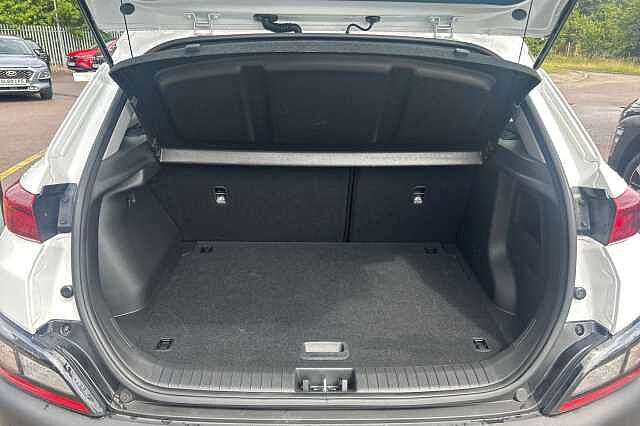 Hyundai KONA 1.0 TGDi 48V MHEV SE Connect 5dr White