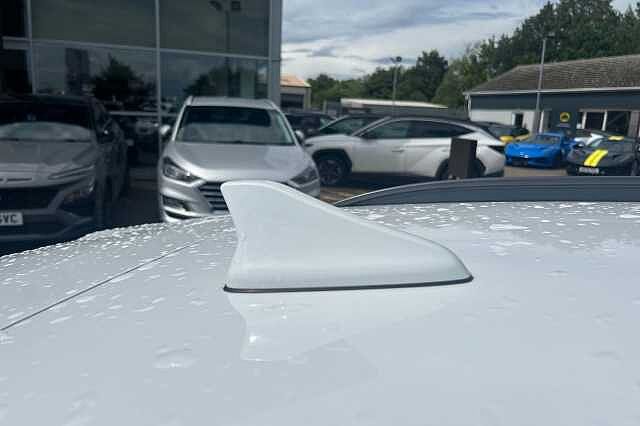 Hyundai KONA 1.0 TGDi 48V MHEV SE Connect 5dr White