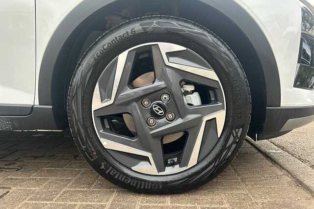 Hyundai BAYON 1.0 TGDi [90] Tech Line 5dr DCT White