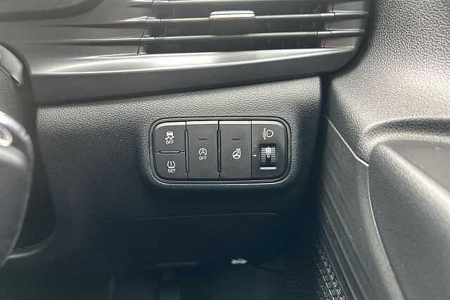 Hyundai I20 1.0T GDi 90 Black Line 5dr Grey
