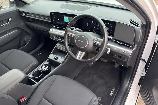 Hyundai KONA 160kW Advance 65kWh 5dr Auto White