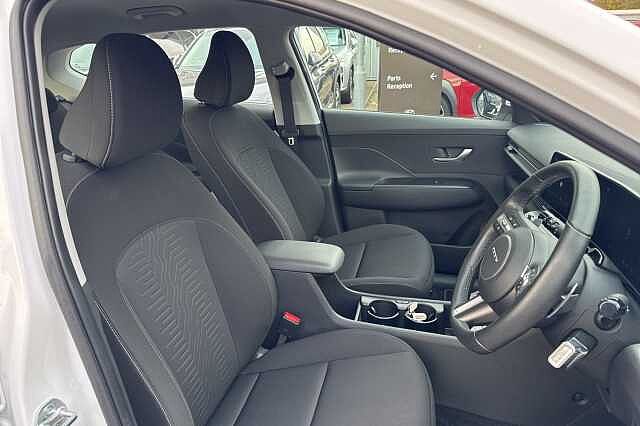 Hyundai KONA 160kW Advance 65kWh 5dr Auto White
