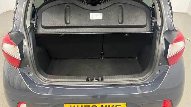 Hyundai I10 1.0 Premium Hatchback 5dr Petrol Manual Euro 6 (s/s) (67 ps) Grey