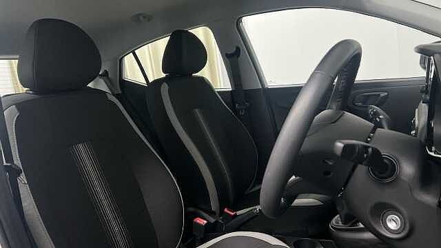 Hyundai I10 1.0 Advance Hatchback 5dr Petrol Auto Euro 6 (s/s) (63 ps) White