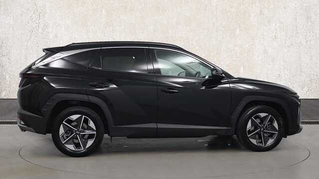Hyundai TUCSON 1.6 T-GDi Premium SUV 5dr Petrol Manual Euro 6 (s/s) (160 ps) ABYSS BLACK