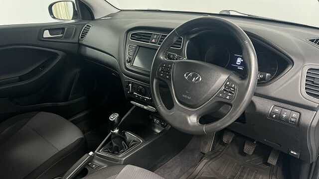 Hyundai I20 1.2 SE Launch Edition Hatchback 5dr Petrol Manual Euro 6 (s/s) (84 ps) Grey