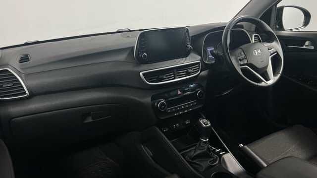 Hyundai TUCSON 1.6 GDi SE Nav SUV 5dr Petrol Manual Euro 6 (s/s) (132 ps) Black