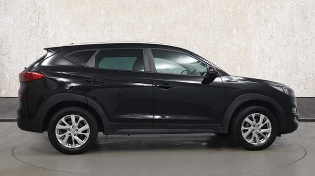 Hyundai TUCSON 1.6 GDi SE Nav SUV 5dr Petrol Manual Euro 6 (s/s) (132 ps) Black
