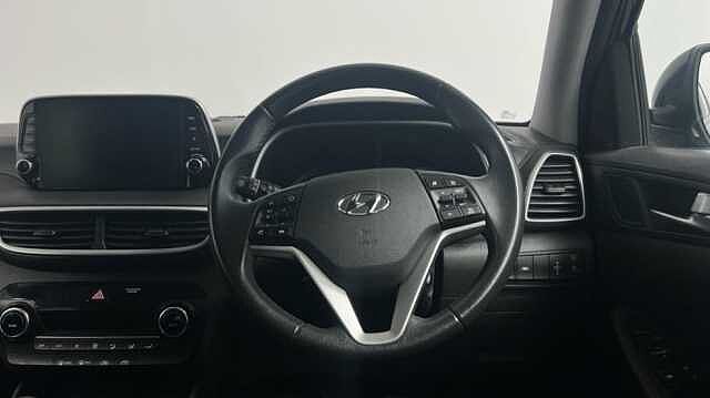 Hyundai TUCSON 1.6 GDi SE Nav SUV 5dr Petrol Manual Euro 6 (s/s) (132 ps) Black