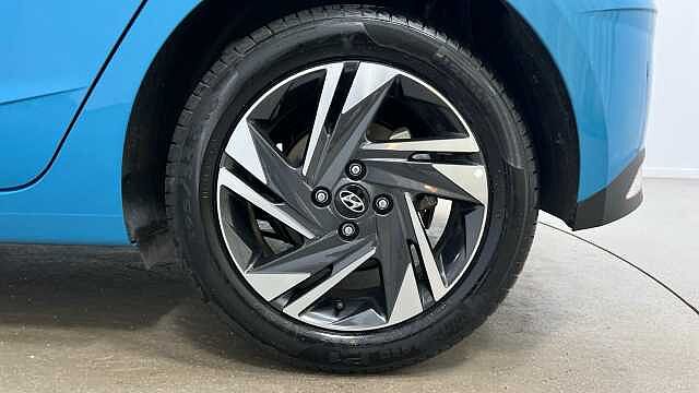 Hyundai I20 1.0 T-GDi MHEV SE Connect Hatchback 5dr Petrol Hybrid Manual Euro 6 (s/s) (100 p Blue
