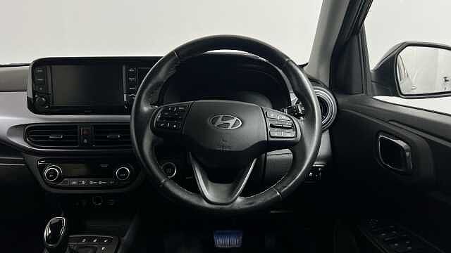 Hyundai I10 1.0 Premium Hatchback 5dr Petrol Auto Euro 6 (s/s) (67 ps) Black