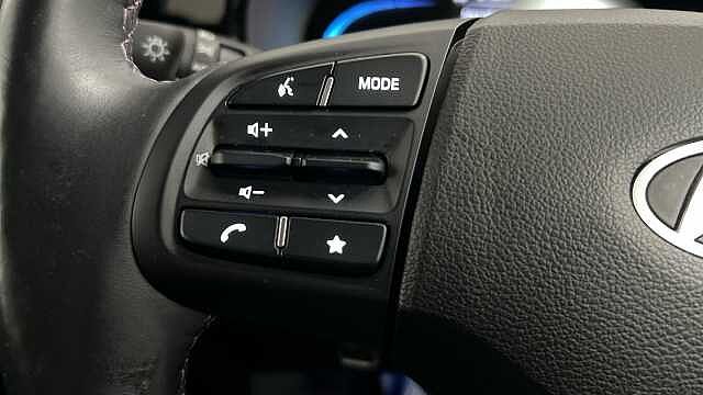 Hyundai I10 1.0 Premium Hatchback 5dr Petrol Auto Euro 6 (s/s) (67 ps) Black