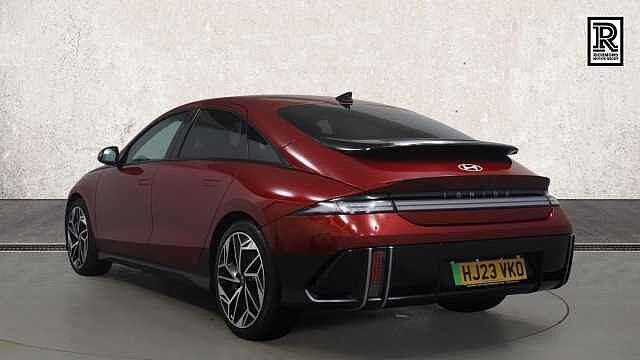 Hyundai IONIQ 6 77.4kWh Premium Saloon 4dr Electric Auto (228 ps)