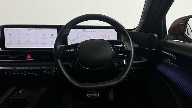 Hyundai IONIQ 6 77.4kWh Premium Saloon 4dr Electric Auto (228 ps)