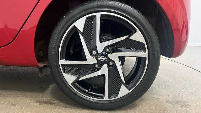 Hyundai I10 1.0 Premium Hatchback 5dr Petrol Auto Euro 6 (s/s) (67 ps) Dragon Red