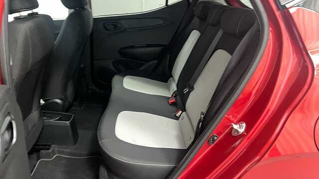 Hyundai I10 1.0 Premium Hatchback 5dr Petrol Auto Euro 6 (s/s) (67 ps) Dragon Red