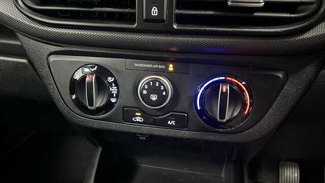 Hyundai i10 1.2 SE Connect Hatchback 5dr Petrol Manual Euro 6 (s/s) (84 ps)