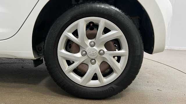 Hyundai i10 1.0 SE Hatchback 5dr Petrol Manual Euro 6 (67 ps)