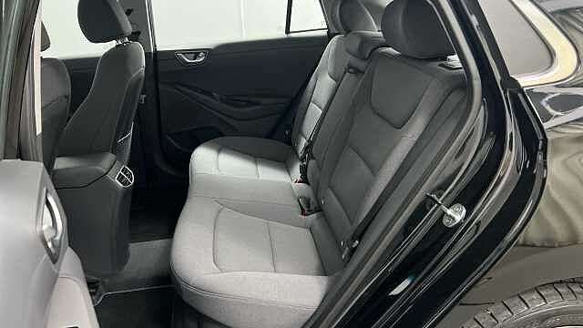 Hyundai IONIQ 1.6 h-GDi 1st Edition Hatchback 5dr Petrol Hybrid DCT Euro 6 (s/s) (141 ps)