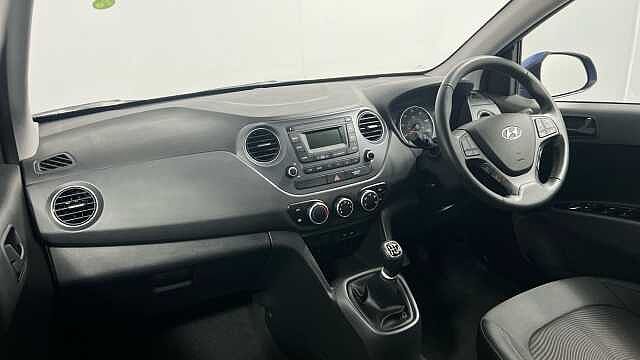 Hyundai i10 1.2 SE Hatchback 5dr Petrol Manual Euro 6 (87 ps)