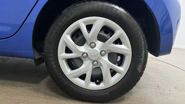 Hyundai i10 1.2 SE Hatchback 5dr Petrol Manual Euro 6 (87 ps)