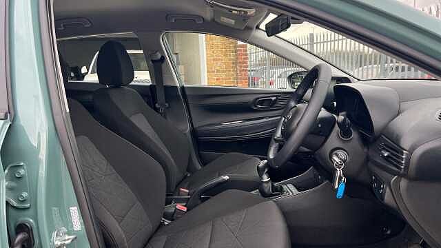 Hyundai BAYON 1.0 T-GDi MHEV SE Connect SUV 5dr Petrol Hybrid Manual Euro 6 (s/s) (100 ps)