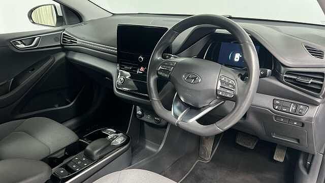 Hyundai IONIQ 38.3kWh Premium Hatchback 5dr Electric Auto (136 ps)