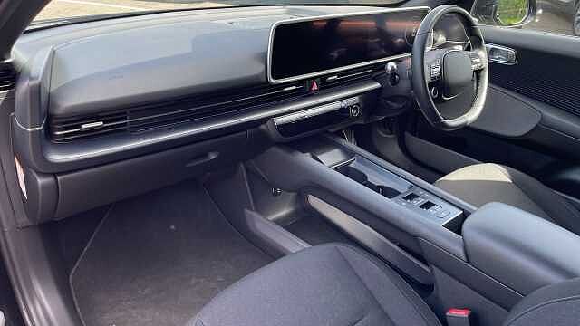 Hyundai IONIQ 6 77.4kWh Premium Saloon 4dr Electric Auto (228 ps)