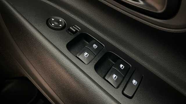 Hyundai I20 1.0 T-GDi Advance Hatchback 5dr Petrol Manual Euro 6 (s/s) (100 ps) MANGROVE GREEN