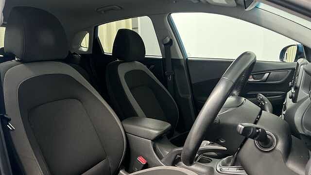 Hyundai KONA 1.0 T-GDi Blue Drive Premium SUV 5dr Petrol Manual Euro 6 (s/s) (120 ps)