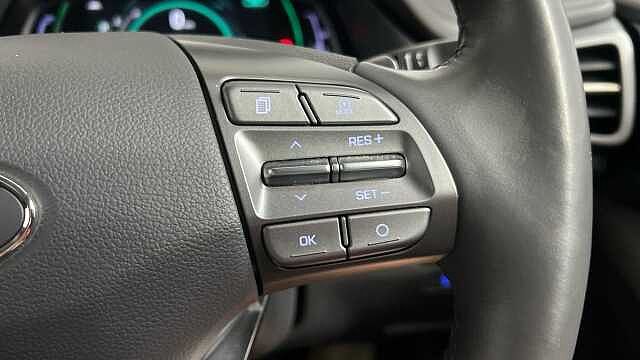 Hyundai IONIQ 1.6 h-GDi Premium Hatchback 5dr Petrol Hybrid DCT Euro 6 (s/s) (141 ps)
