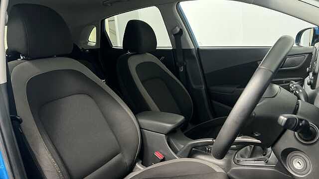 Hyundai KONA 1.0 T-GDi Play SUV 5dr Petrol Manual Euro 6 (s/s) (120 ps)