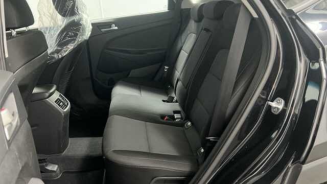 Hyundai TUCSON 1.6 GDi S Connect SUV 5dr Petrol Manual Euro 6 (s/s) (132 ps)