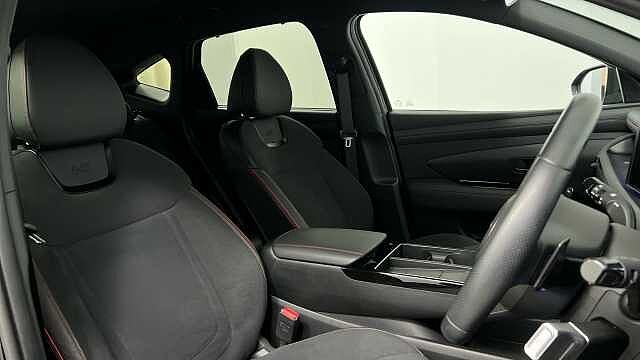 Hyundai TUCSON 1.6T N Line SUV 5dr Petrol Hybrid Auto Euro 6 (s/s) (239 ps) BLACK
