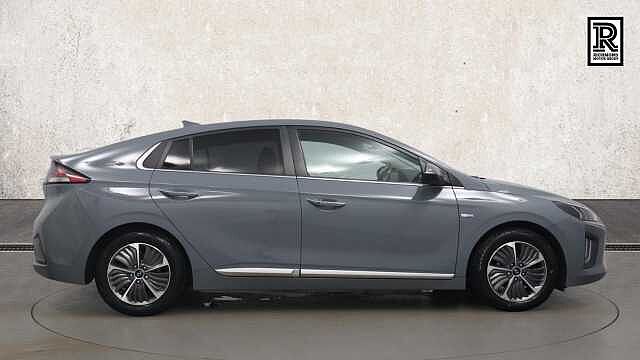Hyundai IONIQ 1.6 h-GDi 8.9kWh Premium SE Hatchback 5dr Petrol Plug-in Hybrid DCT Euro 6 (s/s)