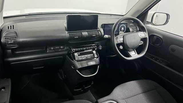 Hyundai INSTER Long Range 49kWh 01 SUV 5dr Electric Auto (115 ps)