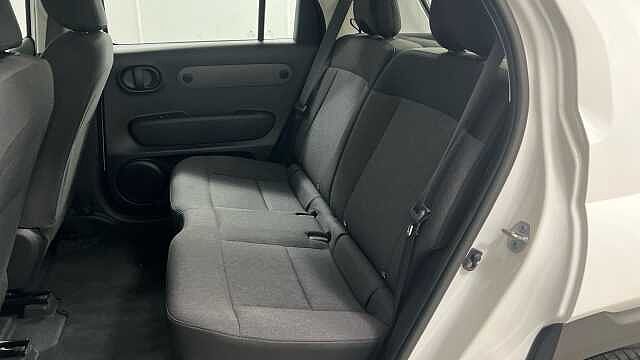 Hyundai INSTER Long Range 49kWh 01 SUV 5dr Electric Auto (115 ps)