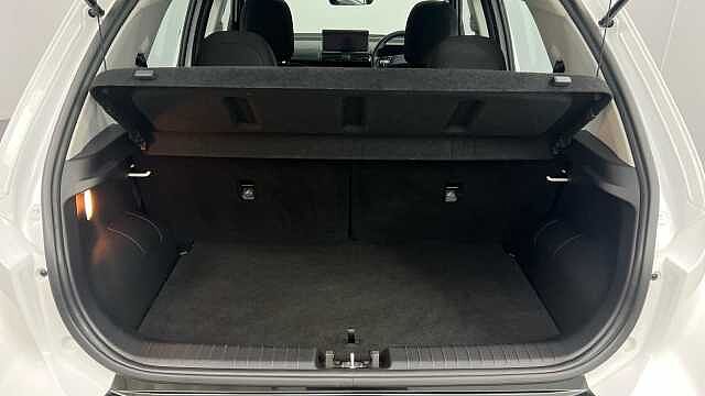 Hyundai INSTER Long Range 49kWh 01 SUV 5dr Electric Auto (115 ps)