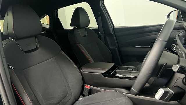 Hyundai TUCSON 1.6 T-GDi 13.8kWh N Line Edition SUV 5dr Petrol Plug-in Hybrid Auto Euro 6 (s/s) ABYSS BLACK