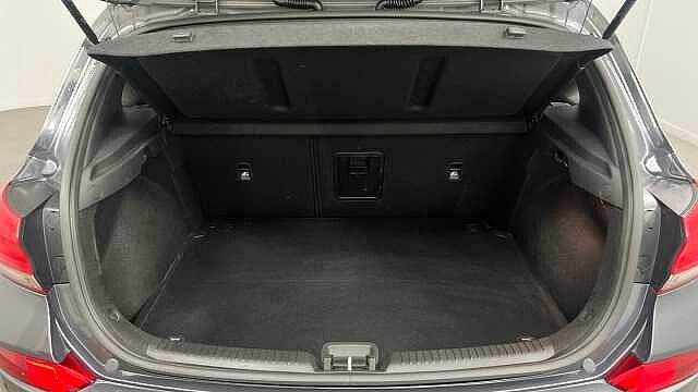 Hyundai i30 1.0 T-GDi Blue Drive SE Hatchback 5dr Petrol Manual Euro 6 (s/s) (120 ps)