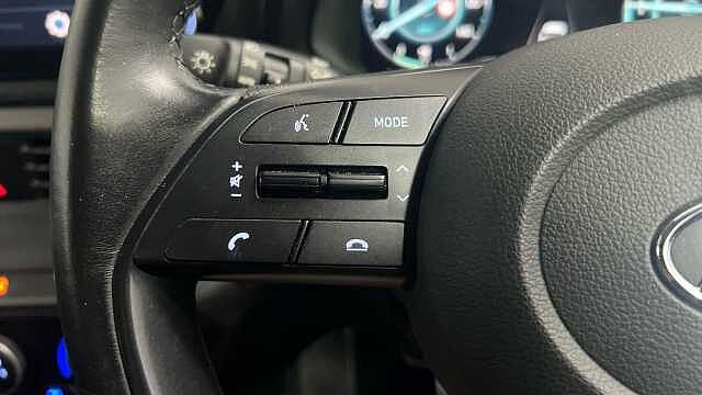Hyundai BAYON 1.0 T-GDi MHEV SE Connect SUV 5dr Petrol Hybrid DCT Euro 6 (s/s) (100 ps)