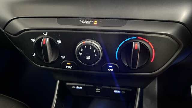 Hyundai BAYON 1.0 T-GDi MHEV SE Connect SUV 5dr Petrol Hybrid DCT Euro 6 (s/s) (100 ps)