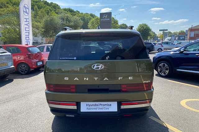 Hyundai SANTA FE ESTATE 1.6 TGDi Plug-in Hybrid Ultimate 5dr 4WD Auto Olive Green