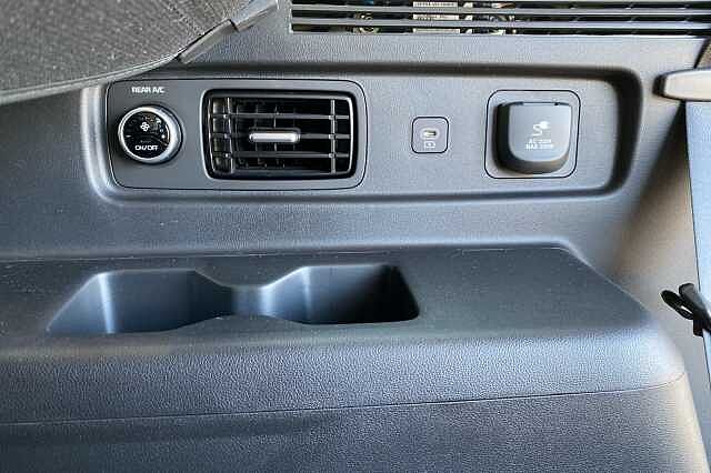 Hyundai SANTA FE ESTATE 1.6 TGDi Plug-in Hybrid Ultimate 5dr 4WD Auto Olive Green