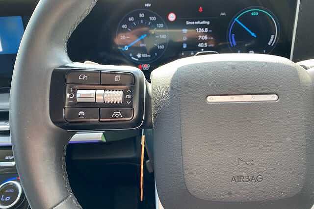 Hyundai SANTA FE ESTATE 1.6 TGDi Plug-in Hybrid Ultimate 5dr 4WD Auto Olive Green