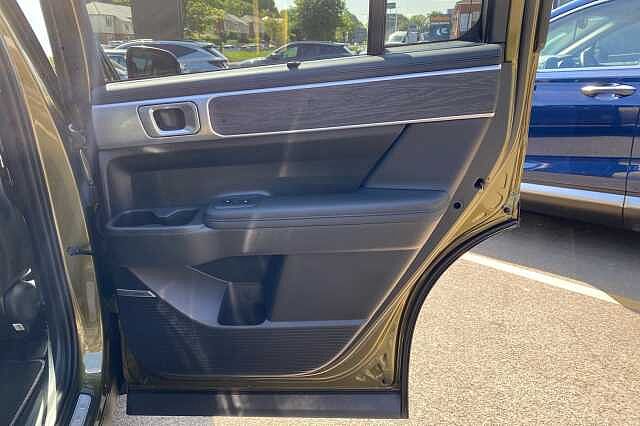 Hyundai SANTA FE ESTATE 1.6 TGDi Plug-in Hybrid Ultimate 5dr 4WD Auto Olive Green