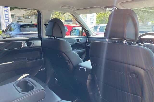 Hyundai SANTA FE ESTATE 1.6 TGDi Plug-in Hybrid Ultimate 5dr 4WD Auto Olive Green