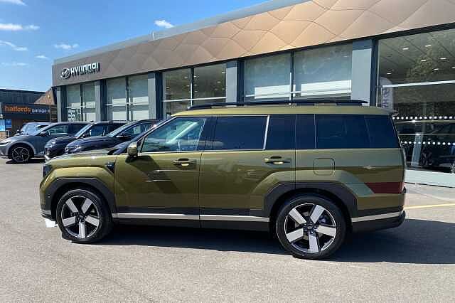 Hyundai SANTA FE ESTATE 1.6 TGDi Plug-in Hybrid Ultimate 5dr 4WD Auto Olive Green
