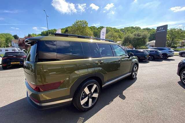 Hyundai SANTA FE ESTATE 1.6 TGDi Plug-in Hybrid Ultimate 5dr 4WD Auto Olive Green