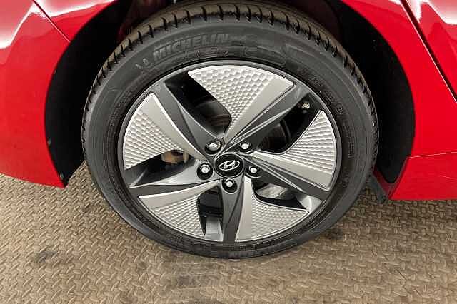 Hyundai IONIQ 1.6 GDi Hybrid Premium SE 5dr DCT Fiery Red